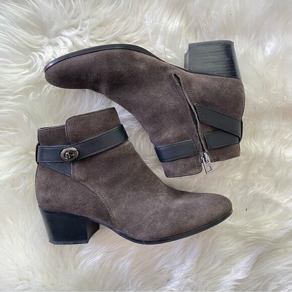 Coach | Women’s Patricia Ankle Boots Booties Shoes Chocolate Brown Suede Buckle - Picture 4 of 9
